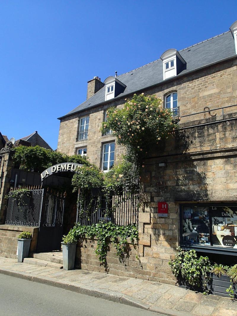 La Demeure Hotel Guingamp Exterior photo