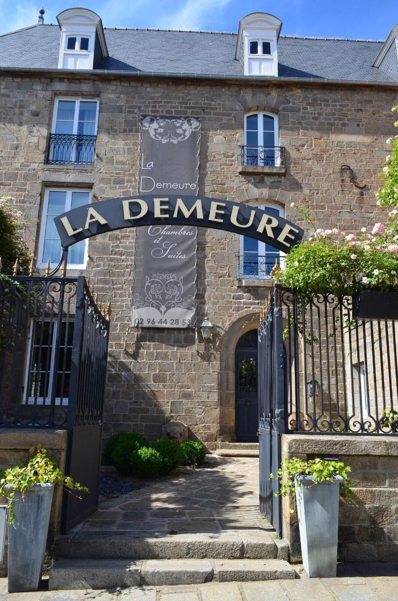 La Demeure Hotel Guingamp Exterior photo